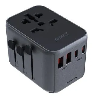 Aukey Pa-Ta07 Universal Travel Adapter Charger 35W With Usb-C & Usb-A Uk Usa Eu Aus Chn 150 Countries