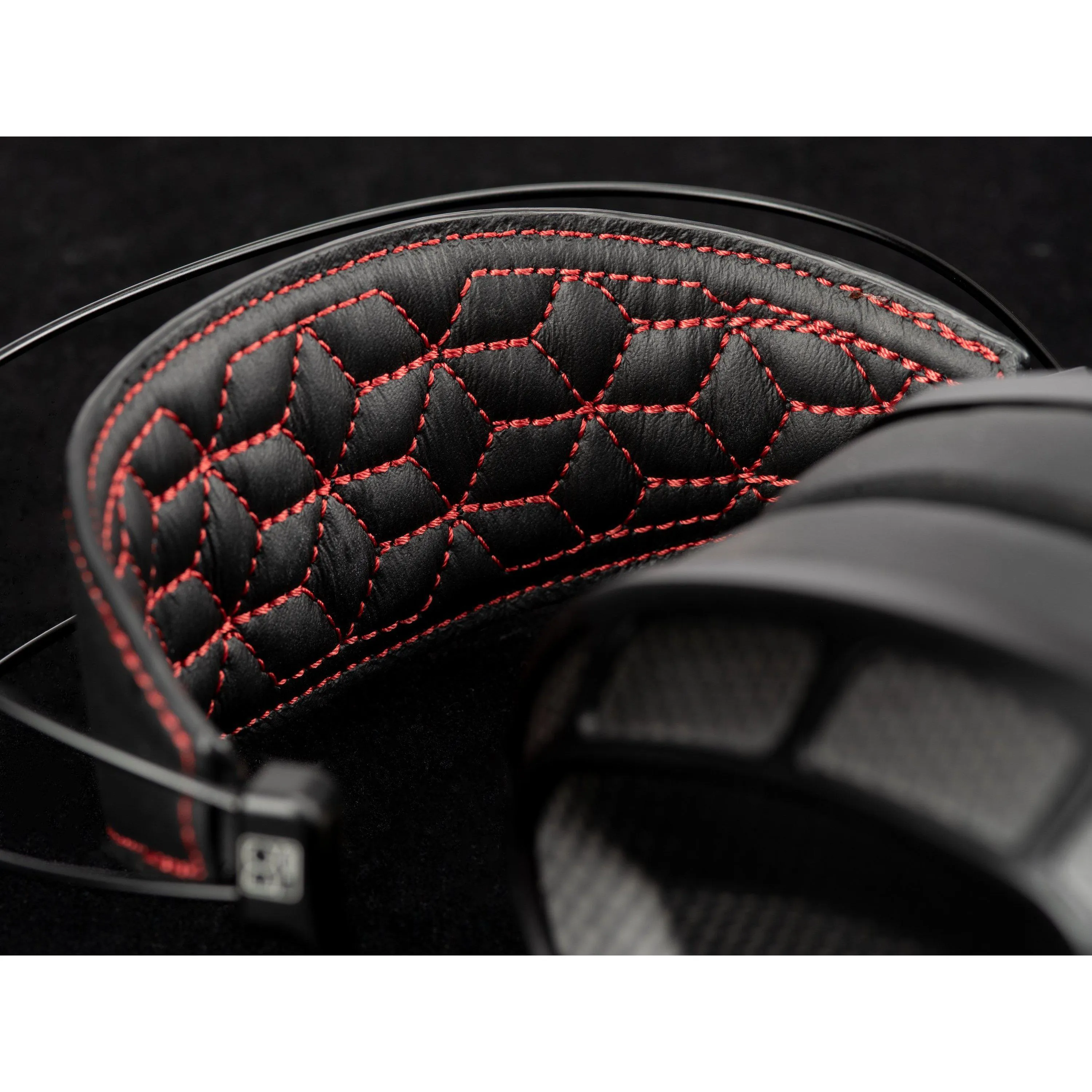 Dan Clark Stealth | Closed-Back Planar Magnetic Headphones