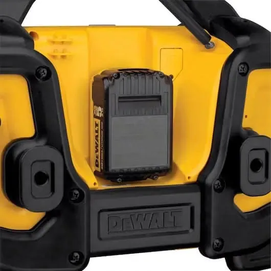 DeWalt 20V MAX* Jobsite Radio Charger with BLUETOOTH‚®