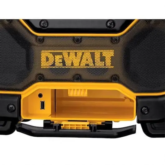 DeWalt 20V MAX* Jobsite Radio Charger with BLUETOOTH‚®