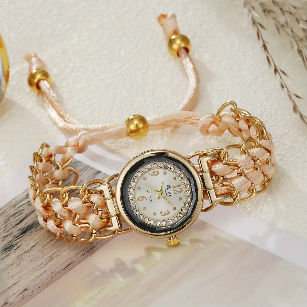 Rhinestone Quartz Bracelet Watch Chic Womens Fashion Accessory