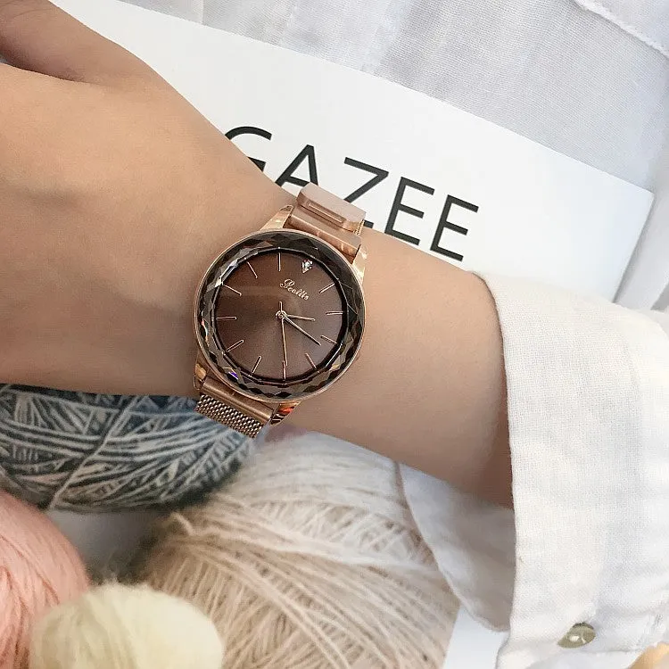 Round Dial Magnetic Strap Women's Watch