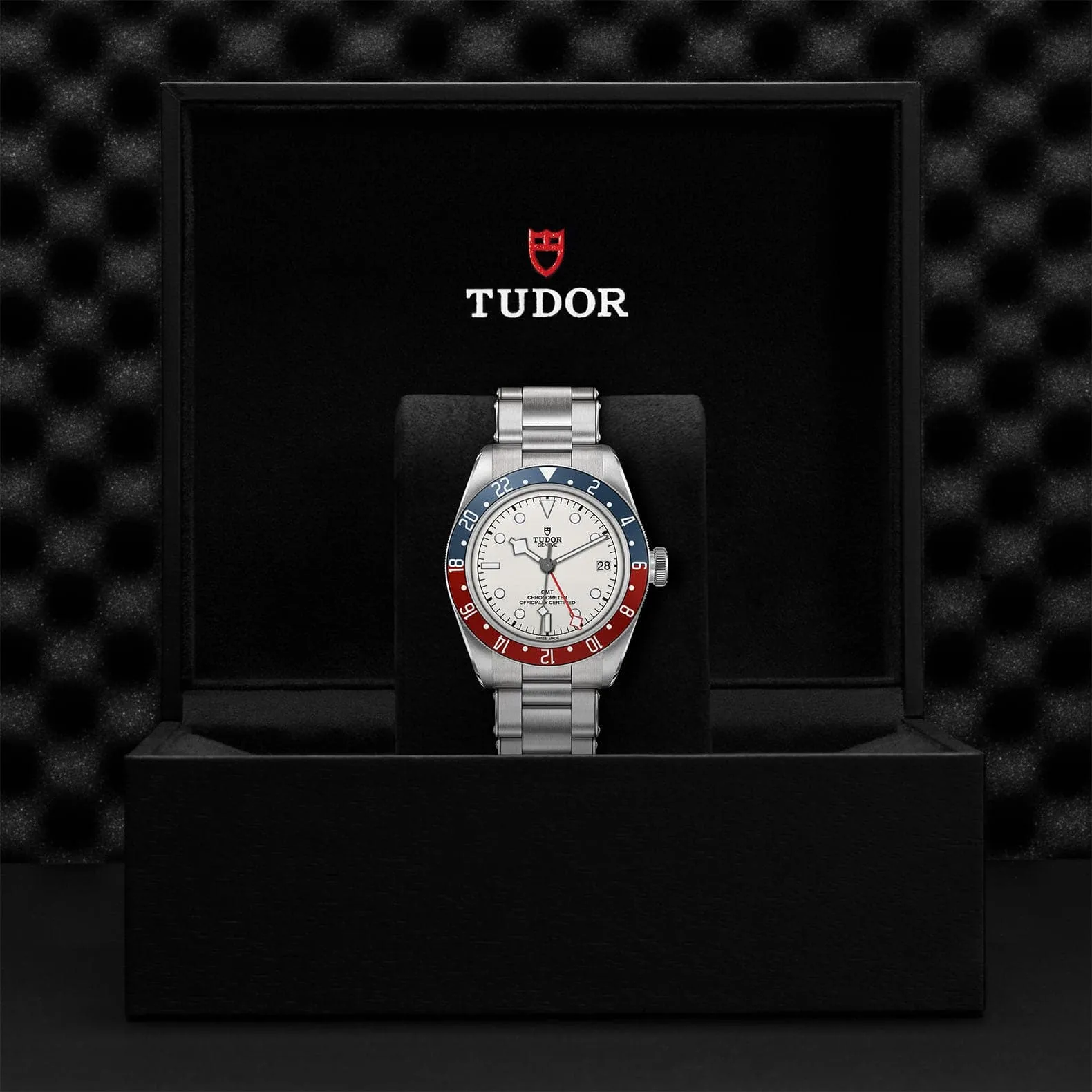 TUDOR Black Bay GMT, 41mm steel case, Steel bracelet