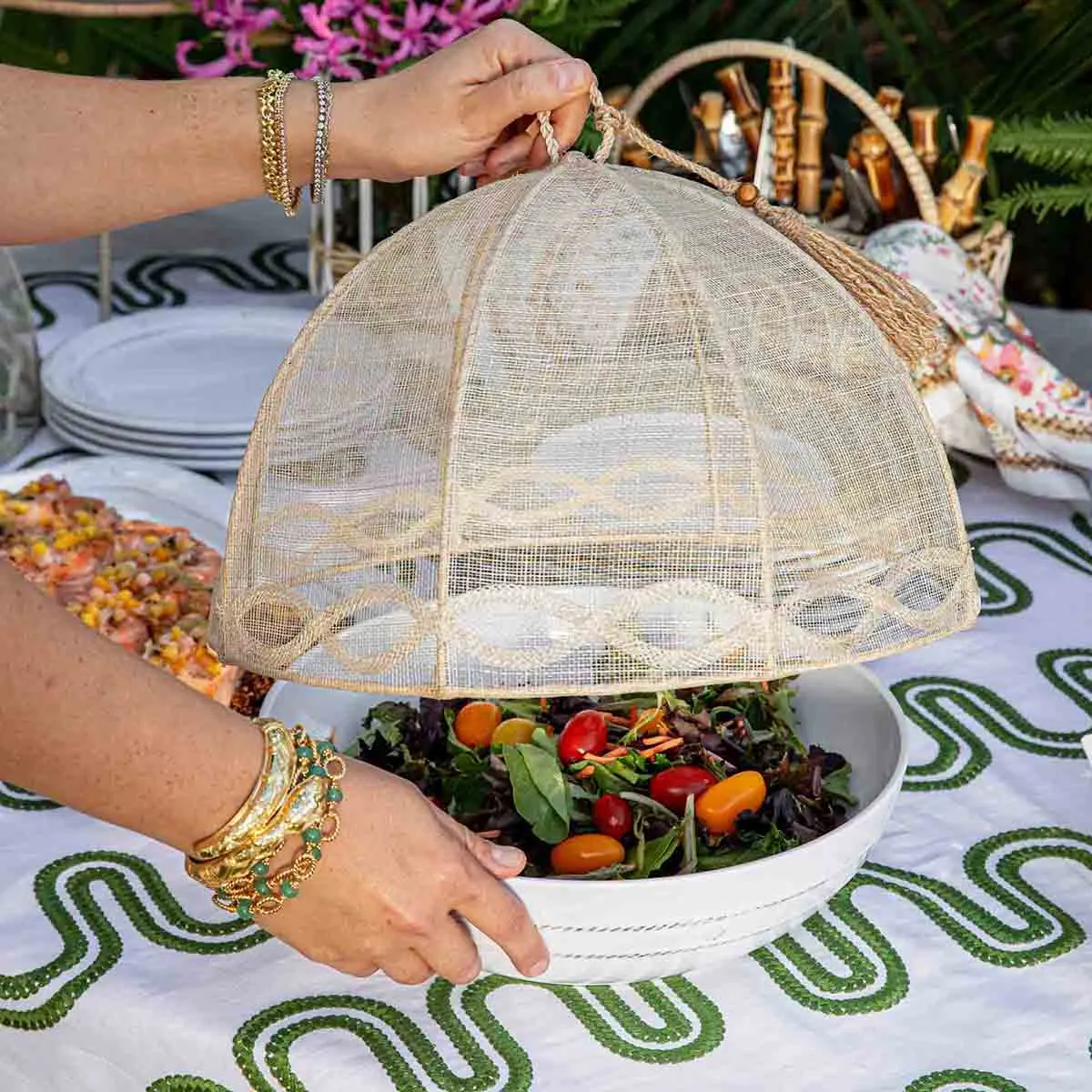 Tuileries Garden Mesh Round Food Cover Set/2pc - Natural